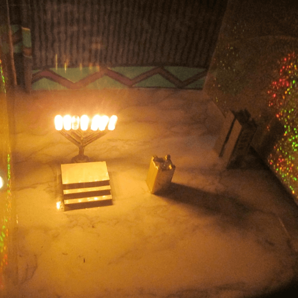 המנורה - ספר בית חיינו מאיר טביב בית המקדש השני שרטוטים וצילומים